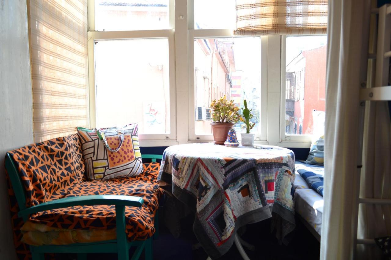 My Happy Home Hostel İzmir Extérieur photo
